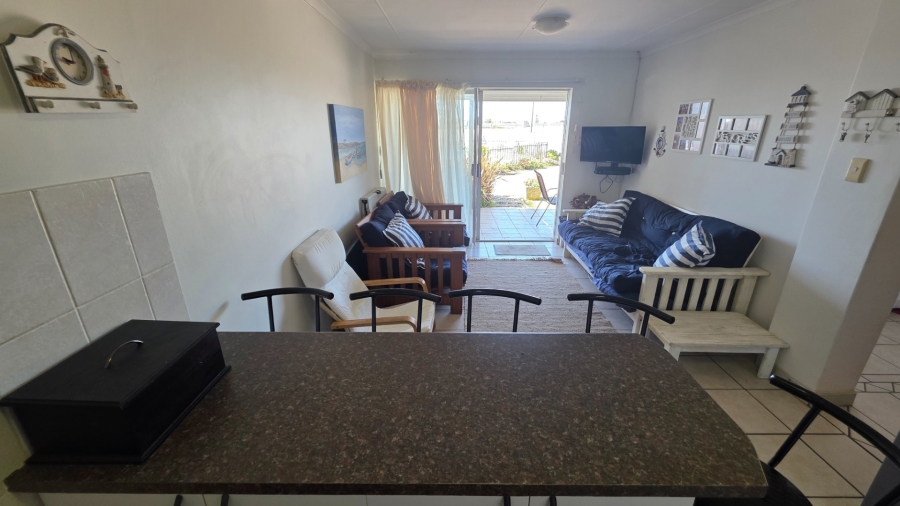 2 Bedroom Property for Sale in Hartenbos Central Western Cape
